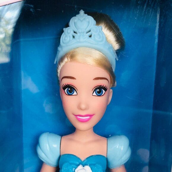 New in Box-Hasbro Disney Princess Cinderella Doll 11" - Picture 6 of 13